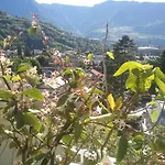 Lux Hotel