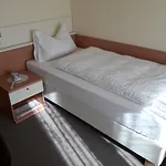 Lux 3*