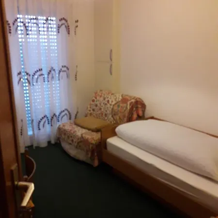 Hotel Lux 3*